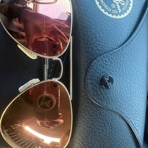 Ray-Ban Gold Frame Pink Aviator Sunglasses
